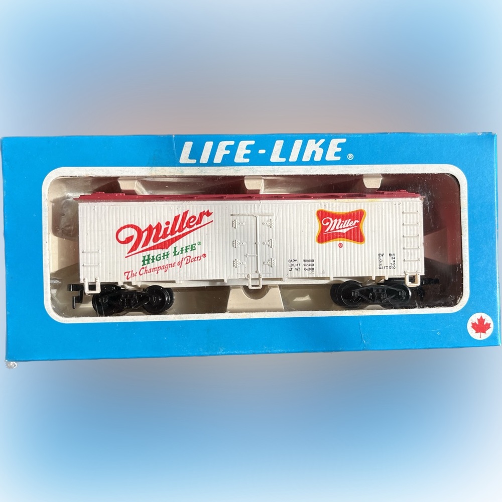 🎈2/$30 - Life-Like Miller Beer Freight Train Car